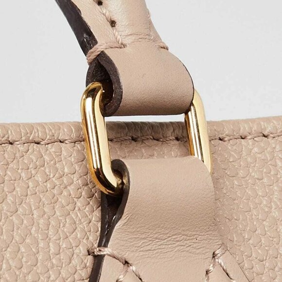 Louis Vuitton Gris Tourterelle Monogram Empreinte Leather Onthego MM Bag - Picture 7 of 9